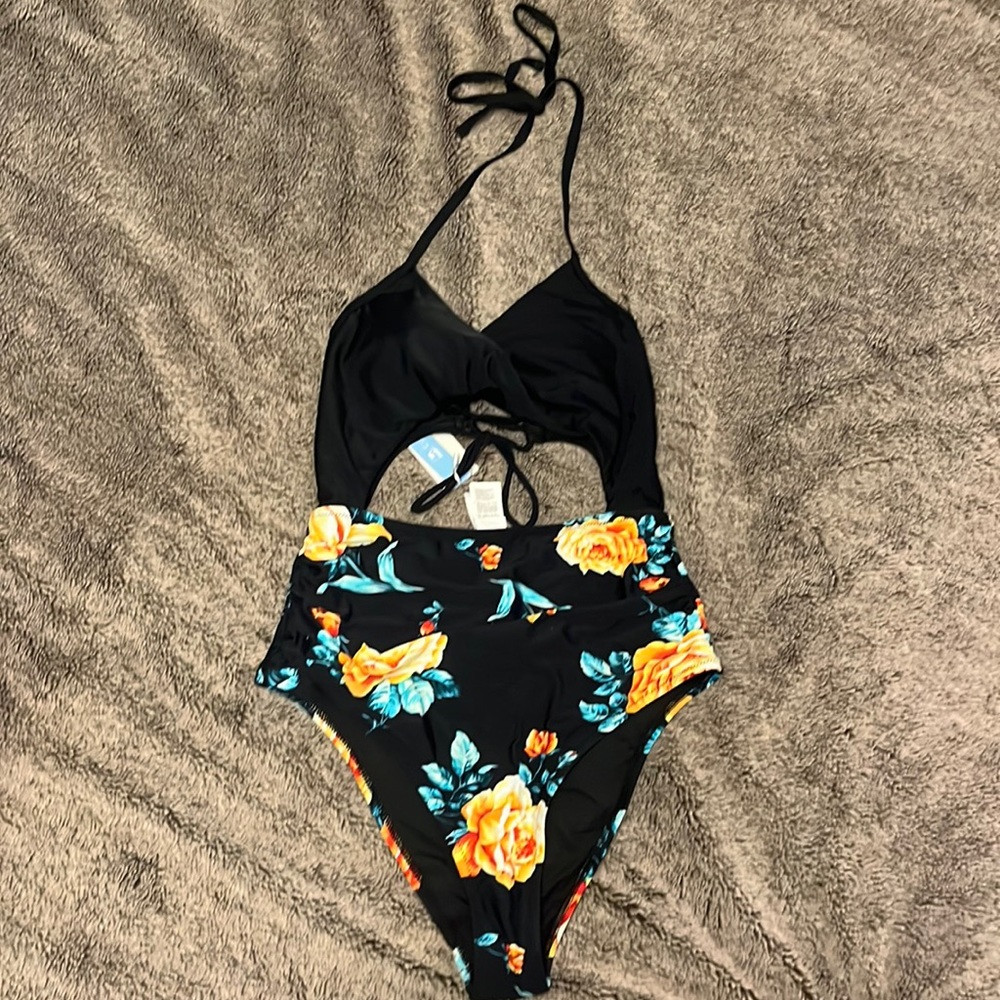 One piece bathing suit